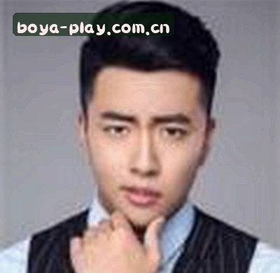 李薇